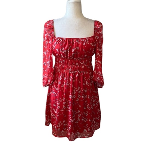 Trixxi NWT Red Floral Square Neck Smocked Mini Dress with Sheer 3/4 Sleeves - Picture 2 of 10